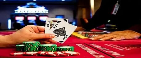 Как играть в шестикарточный покер